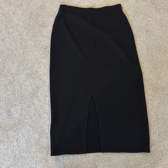 St John long skirt with slit size 10 - Picture 4 of 5